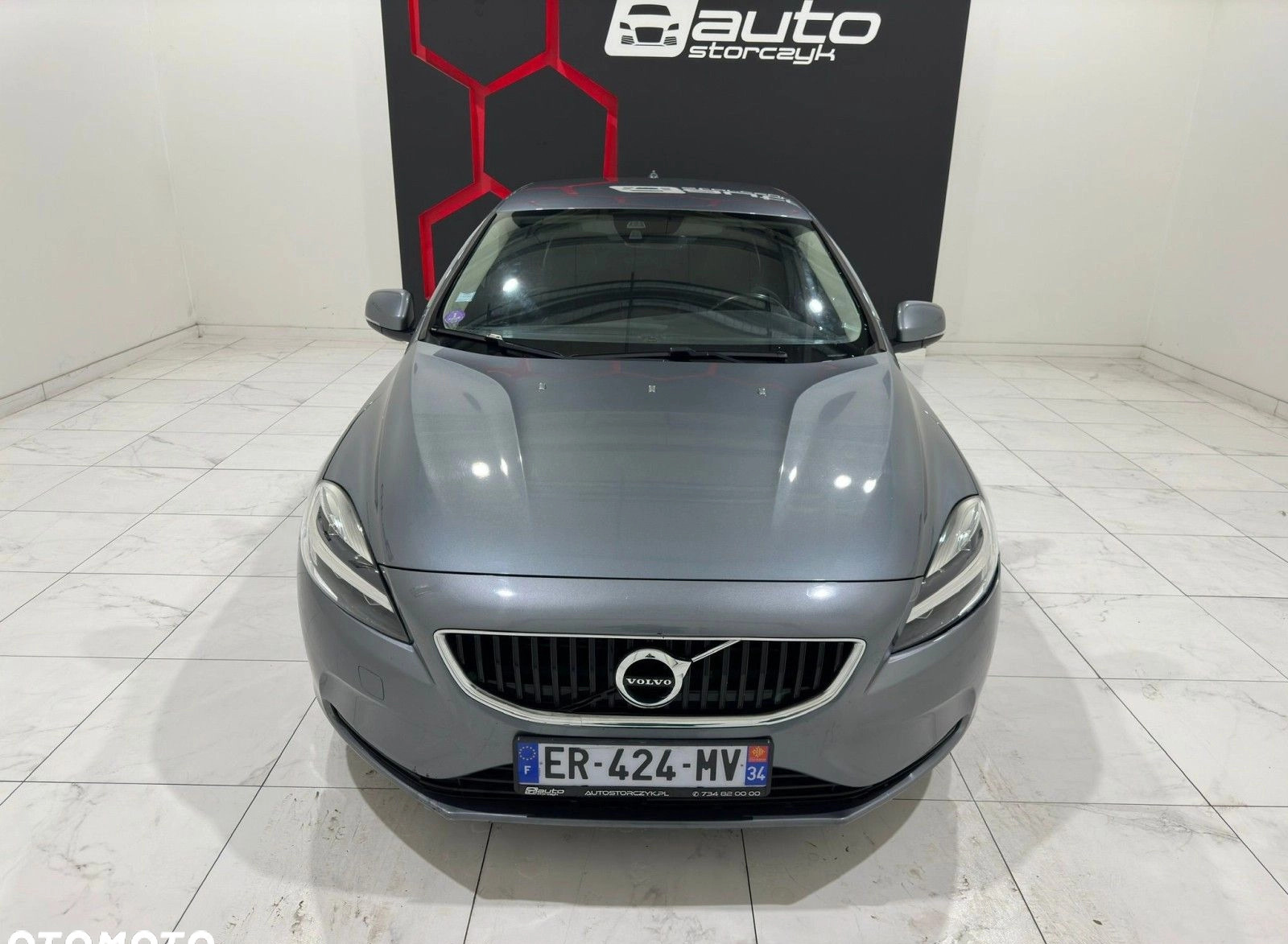 Volvo V40 cena 44900 przebieg: 72588, rok produkcji 2017 z Mrągowo małe 436